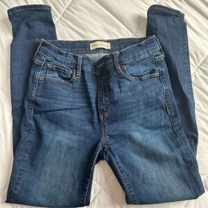 GAP Women's Deep Indigo Skinny Jeans